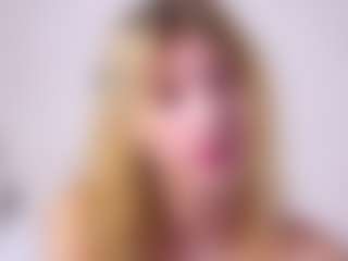 MaeBrowning's Live Sex Cam Show