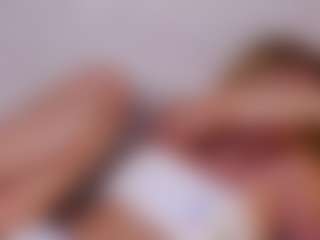 MaeBrowning's Live Sex Cam Show