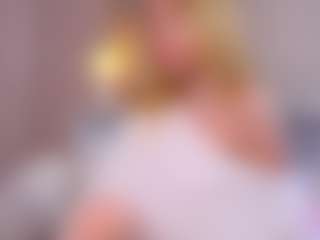 MaeBrowning's Live Sex Cam Show