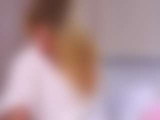 MaeBrowning's Live Sex Cam Show