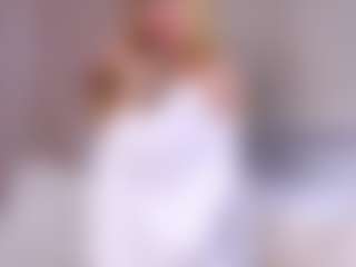 MaeBrowning's Live Sex Cam Show