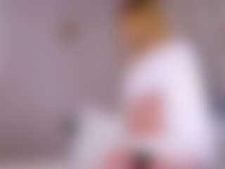 MaeBrowning's Live Sex Cam Show