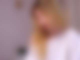 MaeBrowning's Live Sex Cam Show