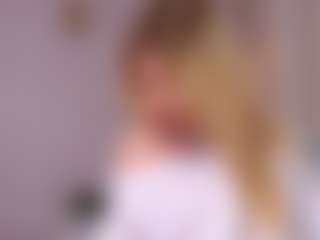 Live cam show with MaeBrowning - HD on Dare Cams