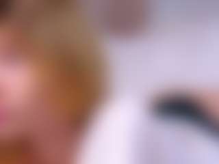 MaeBrowning's Live Sex Cam Show