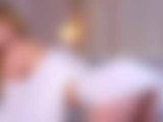 MaeBrowning's Live Sex Cam Show
