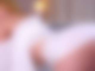Live cam show with MaeBrowning - Ass Bouncing on Camsoda