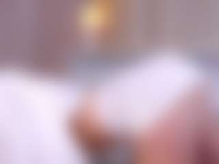MaeBrowning's Live Sex Cam Show