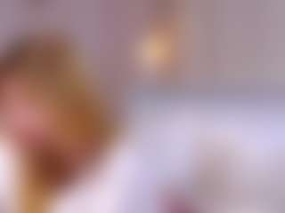 MaeBrowning's Live Sex Cam Show