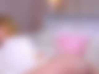 MaeBrowning's Live Sex Cam Show