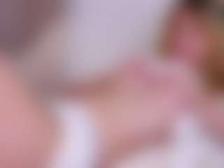MaeBrowning's Live Sex Cam Show