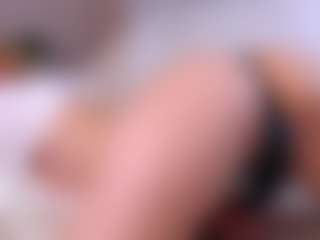 MaeBrowning's Live Sex Cam Show