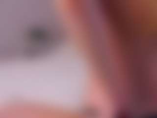 MaeBrowning's Live Sex Cam Show