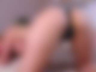 MaeBrowning's Live Sex Cam Show