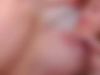 MaeBrowning's Live Sex Cam Show