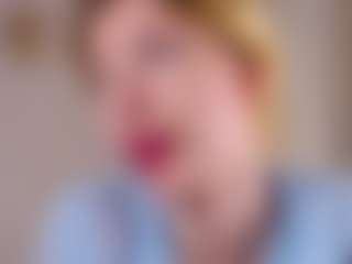MaeBrowning's Live Sex Cam Show