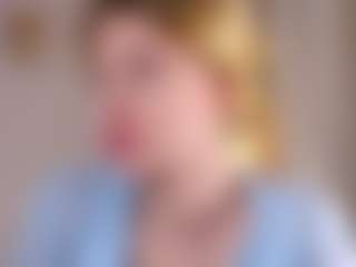 MaeBrowning's Live Sex Cam Show
