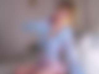 MaeBrowning's Live Sex Cam Show