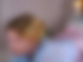MaeBrowning's Live Sex Cam Show