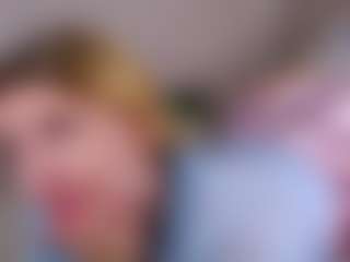 MaeBrowning's Live Sex Cam Show