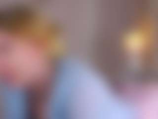 MaeBrowning's Live Sex Cam Show