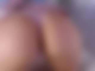 MaeBrowning's Live Sex Cam Show