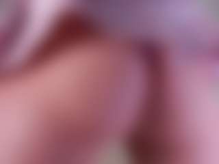 MaeBrowning's Live Sex Cam Show