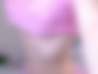 MaeBrowning's Live Sex Cam Show