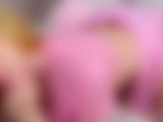 MaeBrowning's Live Sex Cam Show
