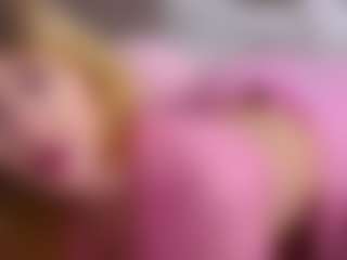 MaeBrowning's Live Sex Cam Show