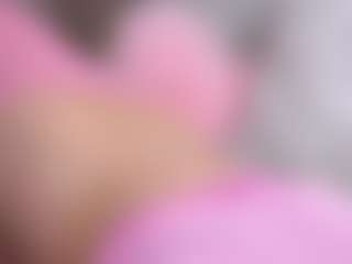 MaeBrowning's Live Sex Cam Show