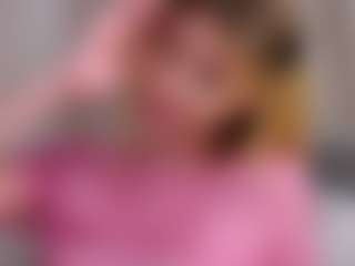 MaeBrowning's Live Sex Cam Show