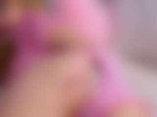 MaeBrowning's Live Sex Cam Show