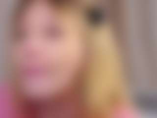 MaeBrowning's Live Sex Cam Show