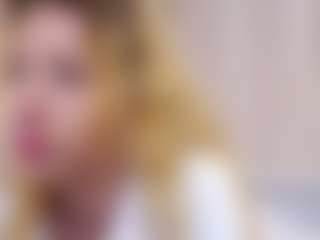 MaeBrowning's Live Sex Cam Show