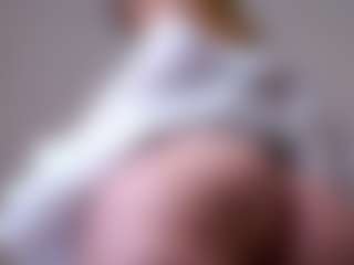 MaeBrowning's Live Sex Cam Show