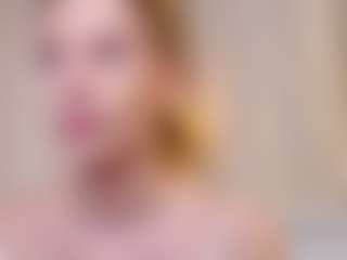 MaeBrowning's Live Sex Cam Show