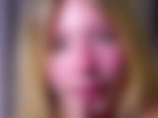 MaeBrowning's Live Sex Cam Show