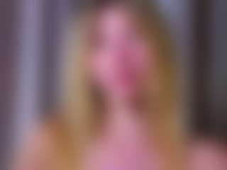 MaeBrowning's Live Sex Cam Show