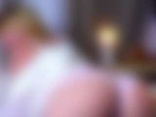 MaeBrowning's Live Sex Cam Show