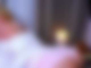 MaeBrowning's Live Sex Cam Show