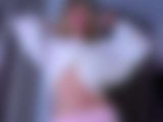 MaeBrowning's Live Sex Cam Show