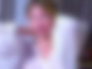 MaeBrowning's Live Sex Cam Show