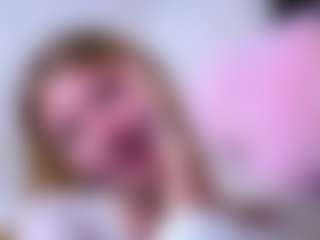 MaeBrowning's Live Sex Cam Show