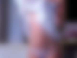 MaeBrowning's Live Sex Cam Show