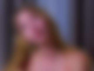 MaeBrowning's Live Sex Cam Show