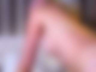 MaeBrowning's Live Sex Cam Show