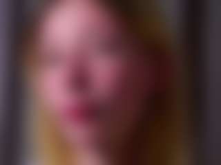 MaeBrowning's Live Sex Cam Show