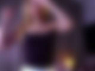 MaeBrowning's Live Sex Cam Show