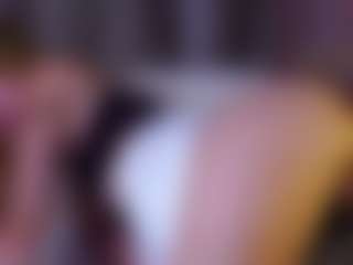 MaeBrowning's Live Sex Cam Show